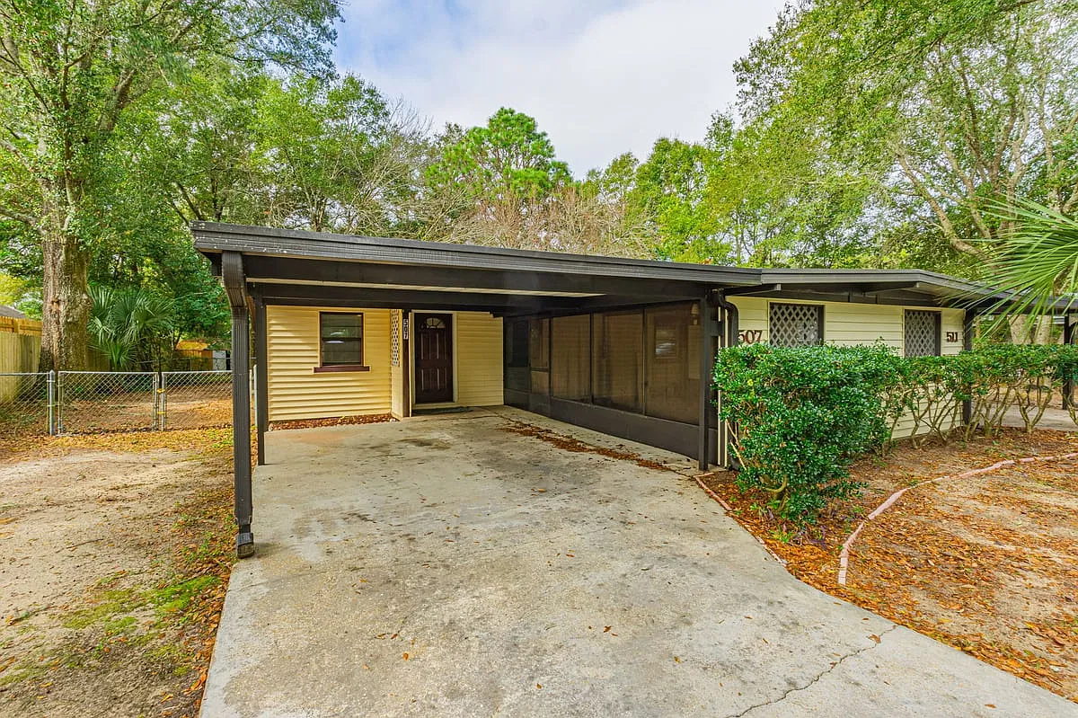 507 Fir Avenue — Photo 1