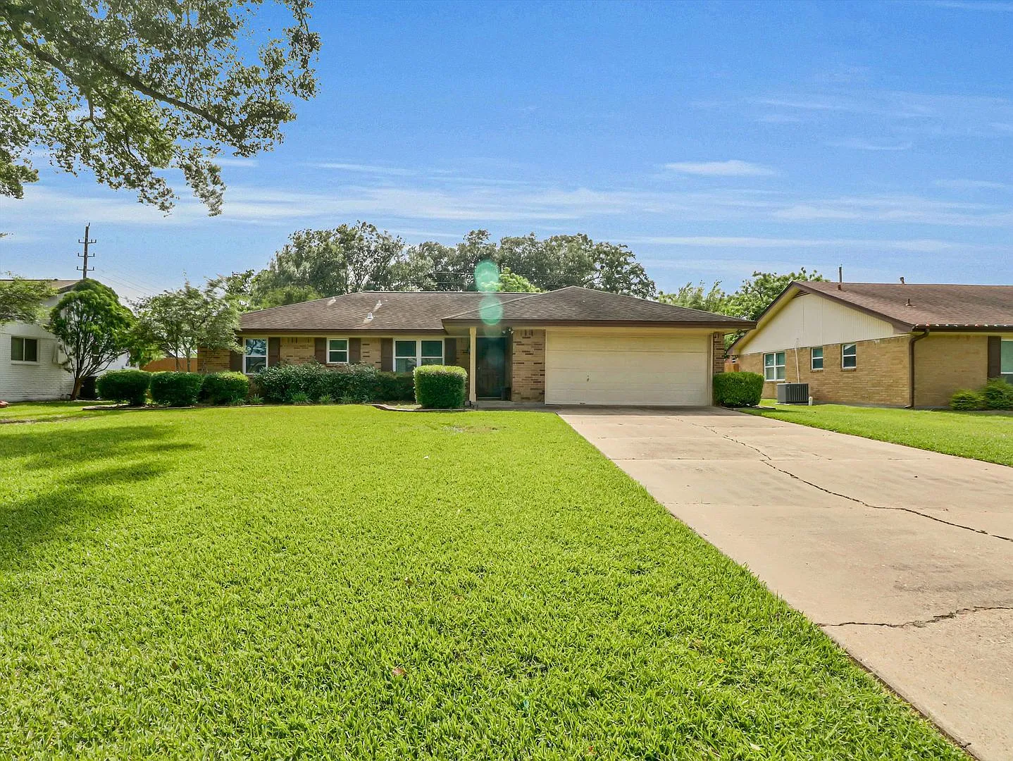 Fully Renovated 3BR Home at 805 Bluebonnet Ln, Katy, TX 77493 | Across from Katy High School — Photo 4