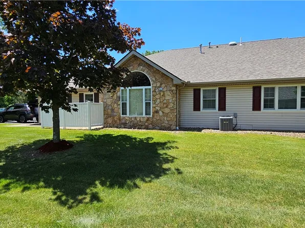 111 Angela Ln #5B, New Castle, PA 16101