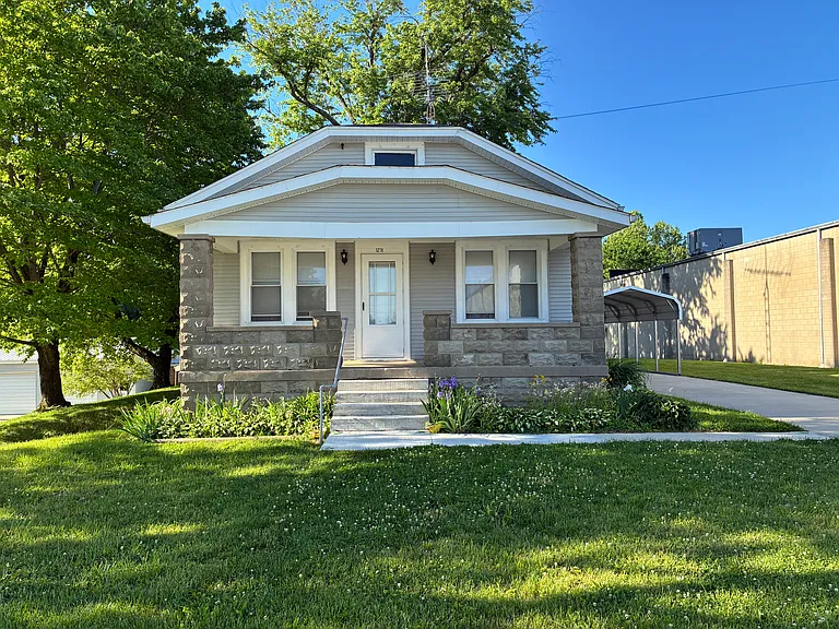 5278 W Center St — Photo 1