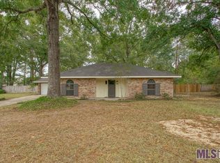 9914 Gene Buckel Dr, Denham Springs, LA 70726