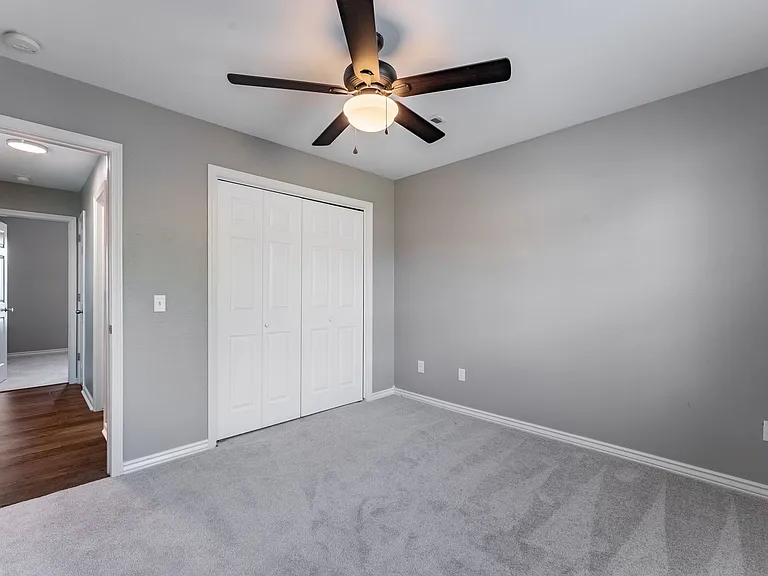 740 Dogwood St — Photo 11