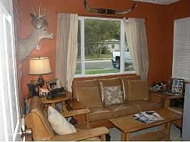 3rd image of 5712 Fursman Ave
