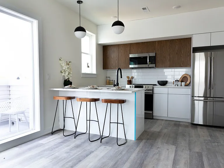Stunning New Luxury Apartments at The Vienna — Photo 48