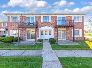 1500 W Normandy Rd #216, Royal Oak, MI 48073