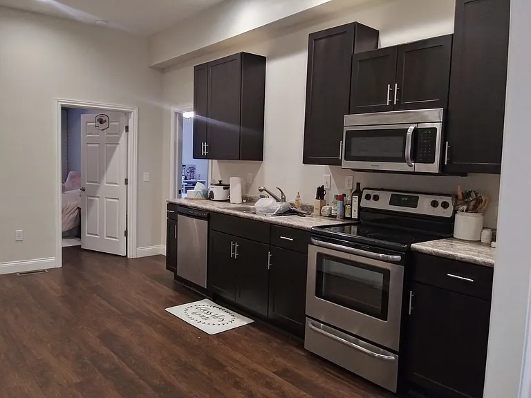 335 S College Ave — Photo 66