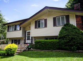 1823 Dover Ct, Schaumburg, IL 60193