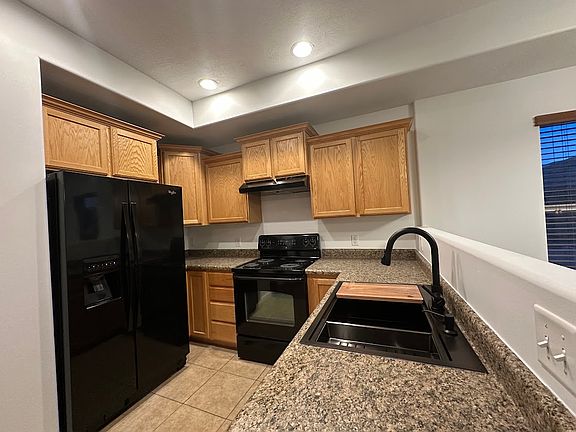 5th image of 5021 W London Bay Dr