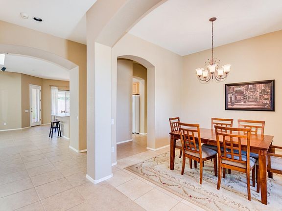 4th image of 3109 E Runaway Bay Pl