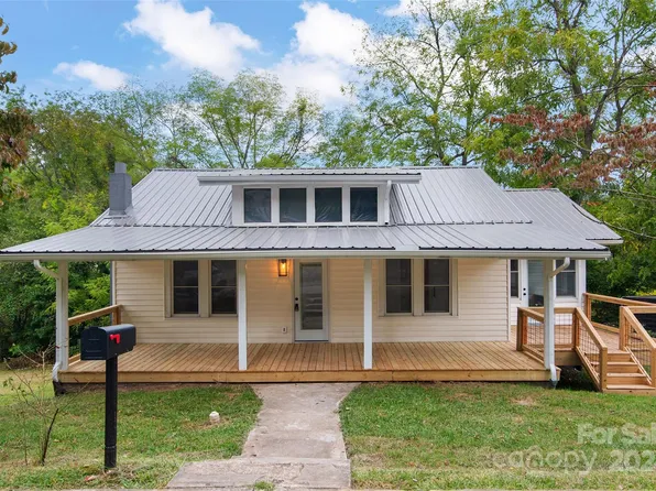 363 Trammell Ave, Canton, NC 28716