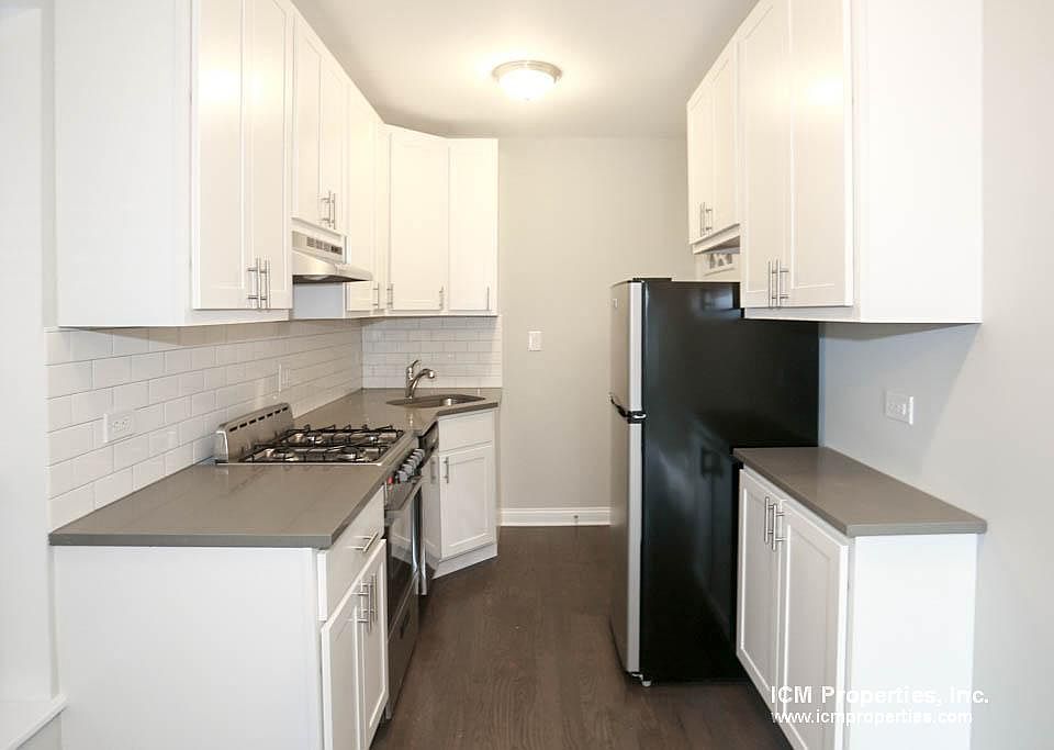 1st image of 520 W Cornelia Ave #2F
