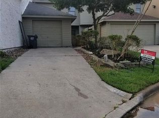 7112 Deer Creek Ct, Spring, TX 77379