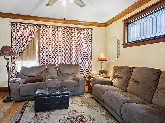 5th image of 2342 Vernon St
