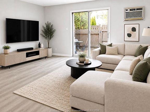 4th image of 3057 Meadowbrook Ln #3