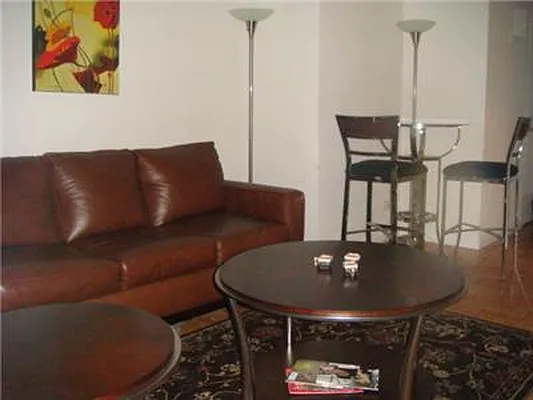 Rented by Luxury Property Group | media 35