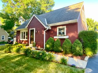 1833 Davis Ln, Waukesha, WI 53189