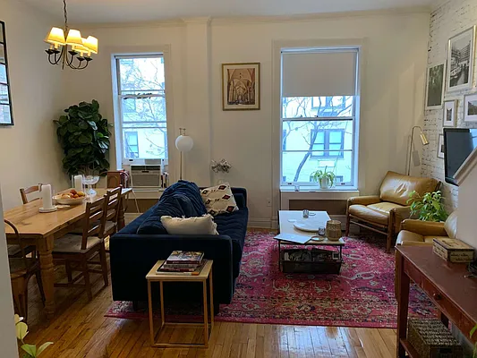 Rented by BLU Real Estate | media 6