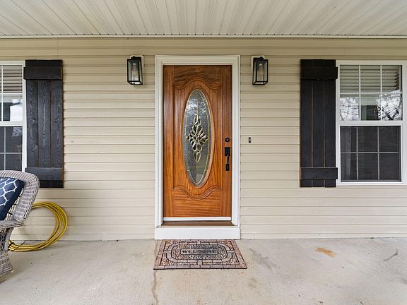 2nd image of 130 Bailey Rd