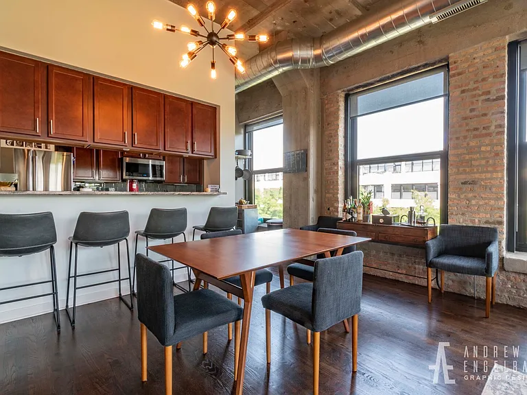 1111 W 15th St #322 — Photo 5