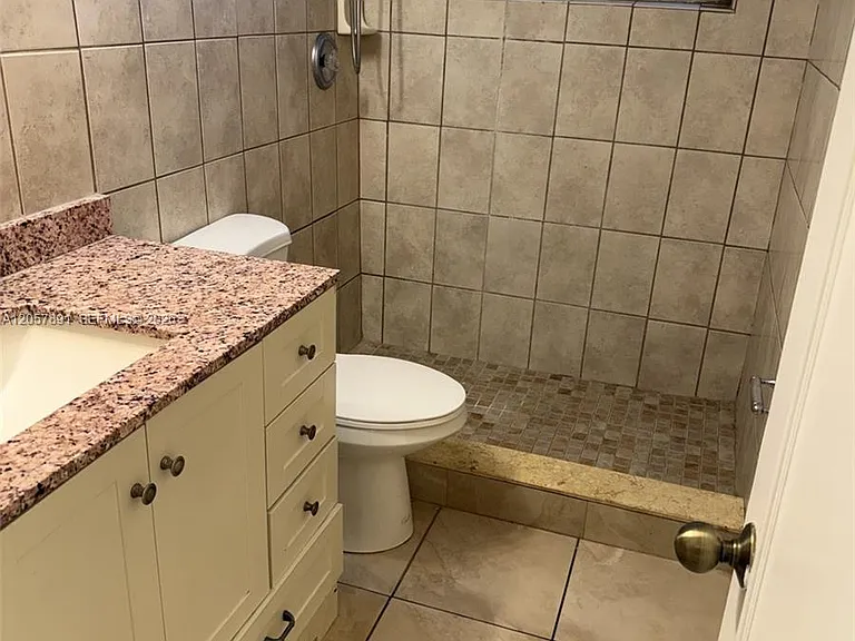 4855 University Dr #4855 — Photo 12
