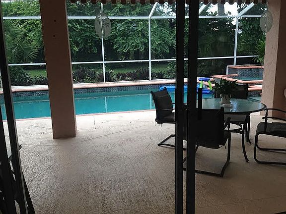 3rd image of 4850 Highland Park #4850