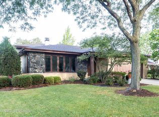 8546 Beller Ct, Darien, IL