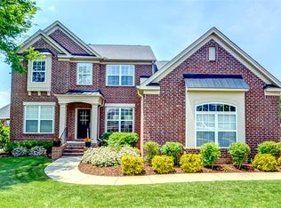 1067 Avery Trace Cir, Hendersonville, TN 37075