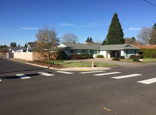 911 N Birch St, Canby, OR 97013
