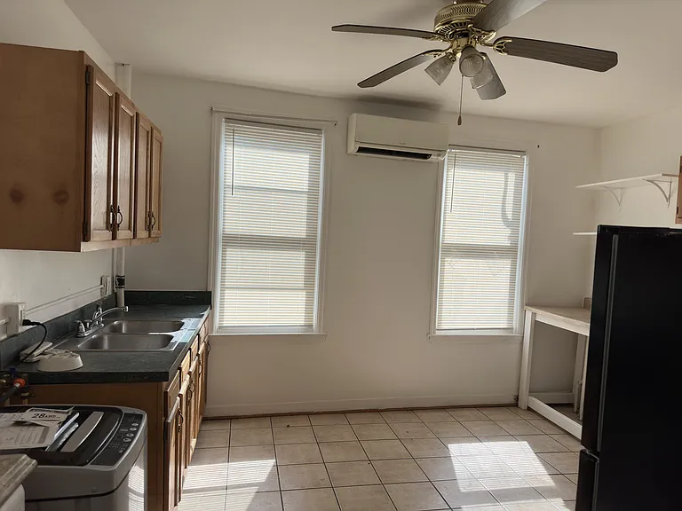 1003 S Charles St #2 — Photo 6