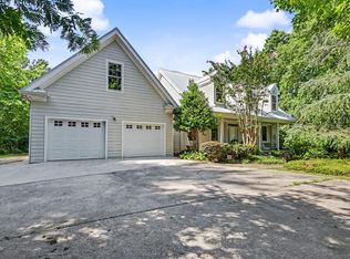 54 Esco Cir, Rabun Gap, GA 30568