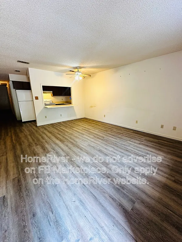 2 bed, 1.0 bath, 900 sqft, $995 — Photo 4
