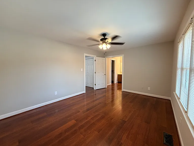 351 S Cherry St — Photo 27