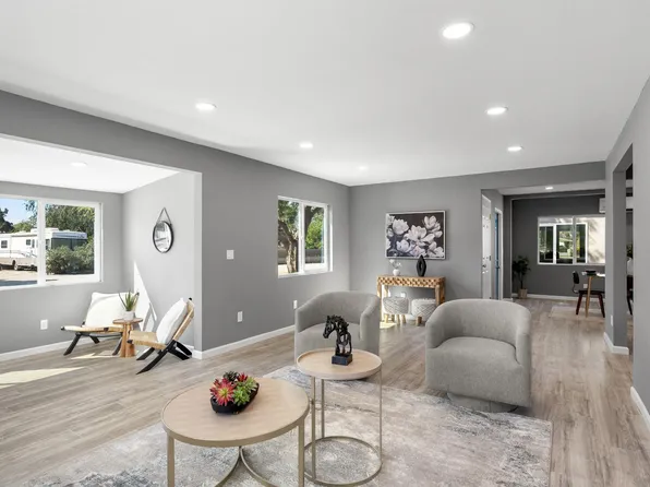 2235 Toub St, Ramona, CA 92065