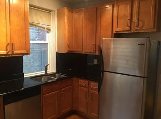 1245 W Nelson St APT 3, Chicago, IL 60657