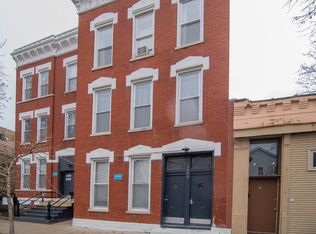 1479 W Huron St APT 3F, Chicago, IL 60642