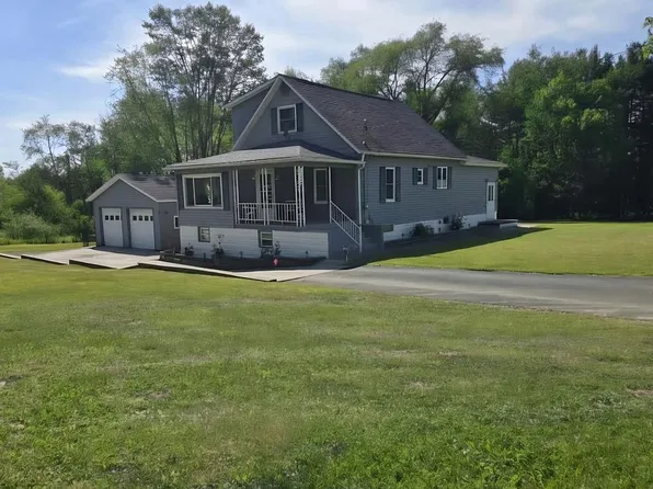 112 Gillen Ln, Mineral Point, PA 15942