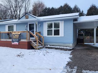 272 Jeff Smith Ct, Newmarket, ON L3Y8C5