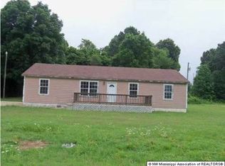 86 House Rd, Senatobia, MS 38668