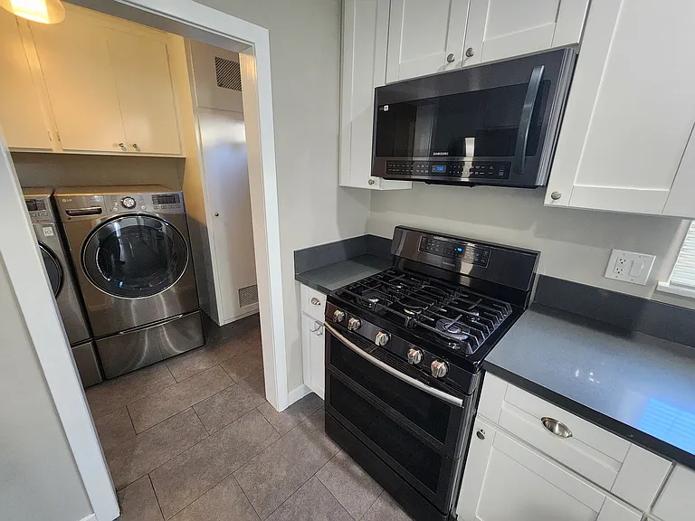 17200 Willard St — Photo 39