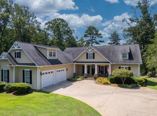 1518 Yacht Club Rd, Hartwell, GA 30643