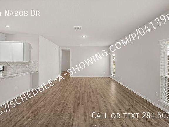 3rd image of 13304 Nabob Dr