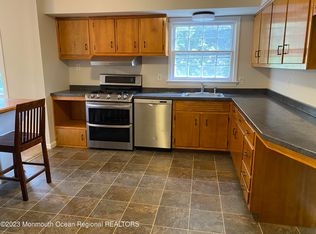 515 Newman Springs Rd, Lincroft, NJ 07738