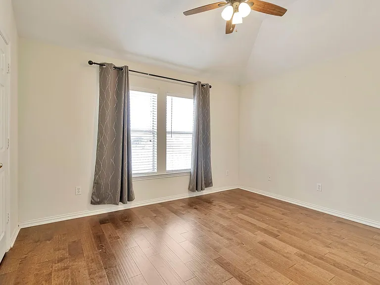 11811 Newport Shore Dr — Photo 17