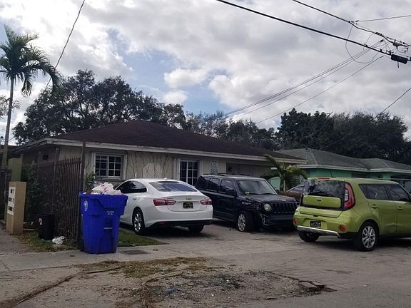 3rd image of 760-62 NW 70th St