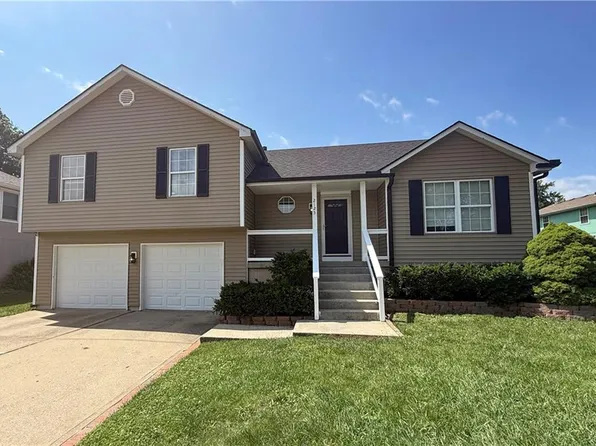2125 SE 6th Ter, Lees Summit, MO 64063