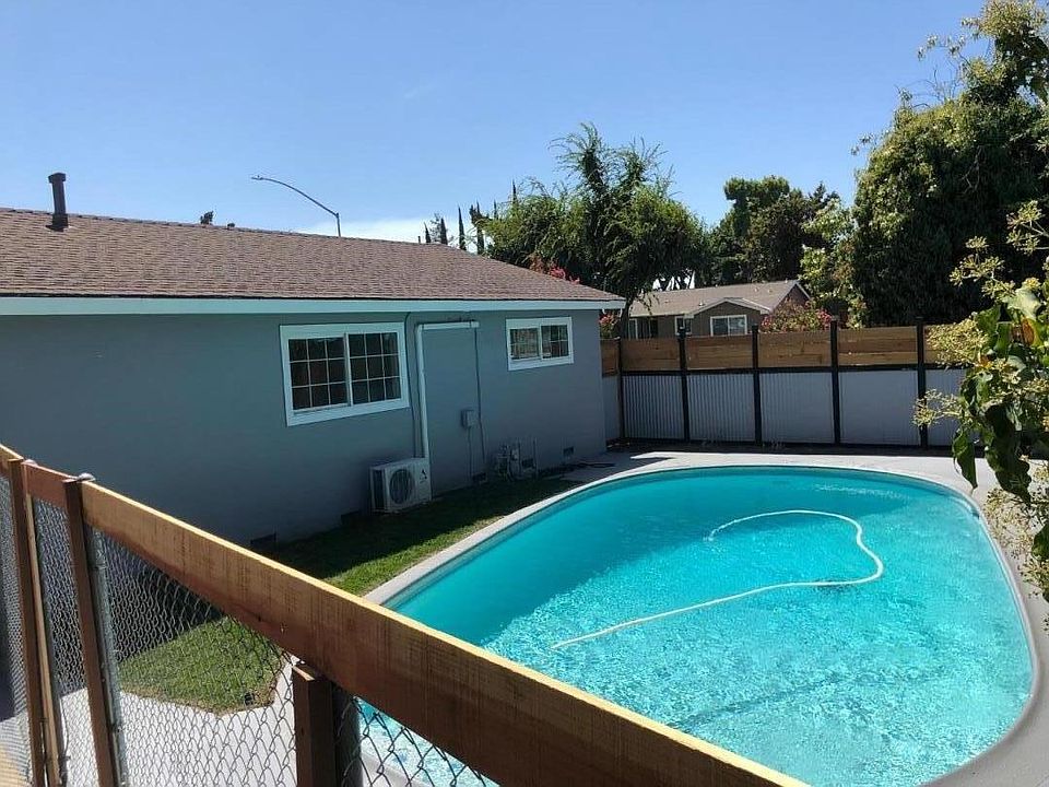 1st image of 837 Junipero Serra Dr