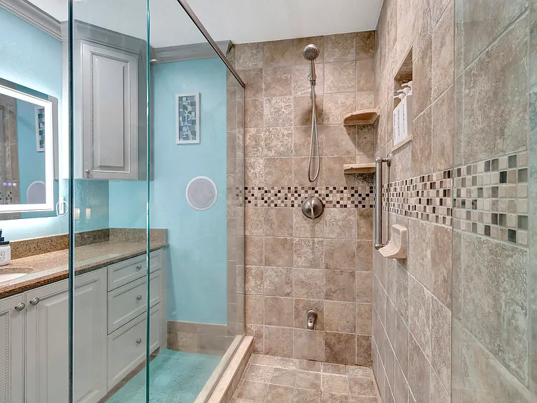 310 Gulfstream Dr — Photo 25