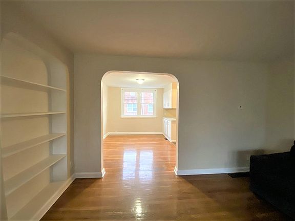 Living room/ Dining Room