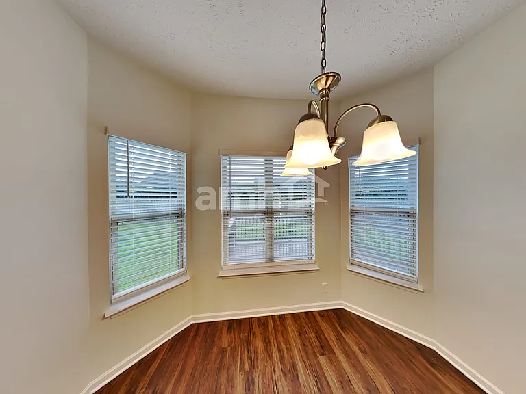 3331 Foxside Ln — Photo 7