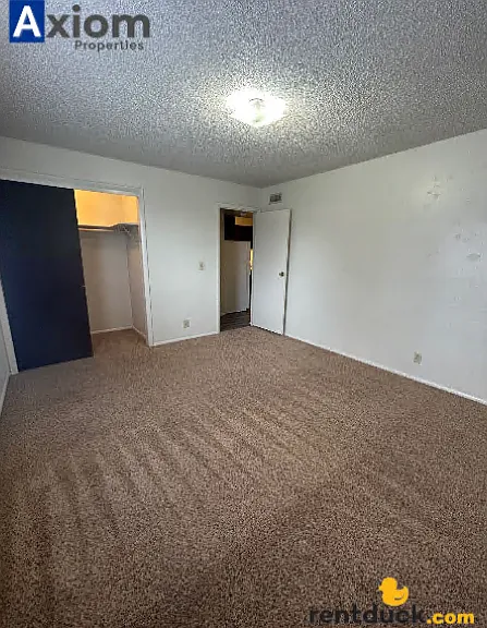 Fairway Estates Condominiums — Photo 26